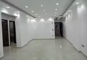 Apartments For rent - 3 rooms - floor 11