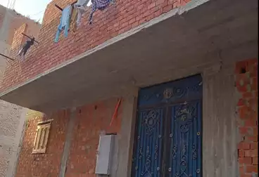 Building For sale - 3 rooms