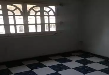 شقق للبيع - 4 غرف - بالدور 2