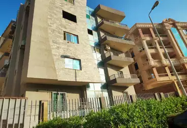 Apartments For sale - 3 rooms - floor 1