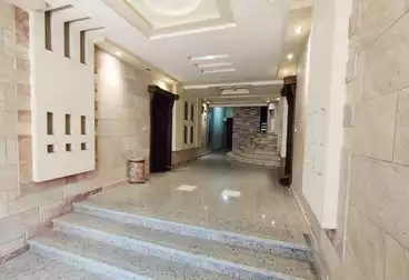 Apartments For sale - 3 rooms - floor 1