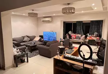 Apartments For sale - 2 rooms - floor 4