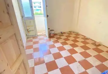 Apartments For sale - 2 rooms - floor 3