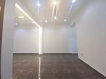 عقارات للبيع - 3 غرف - بالدور 2