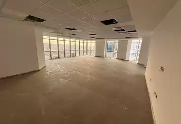 مكاتب للإيجار - 1 غرف - بالدور 2