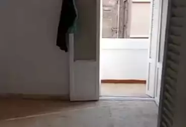 شقق للبيع - 3 غرف - بالدور 2