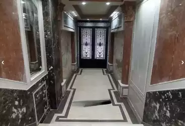 Apartments For sale - 4 rooms - floor 4