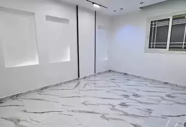 Apartments For sale - 3 rooms - floor 1