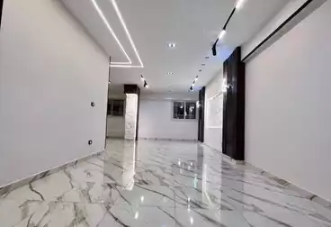 شقق للبيع - 3 غرف - بالدور 1