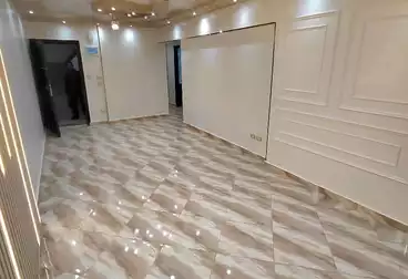 Apartments For sale - 3 rooms - floor 4