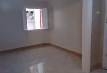 Apartments For sale - 2 rooms - floor 4