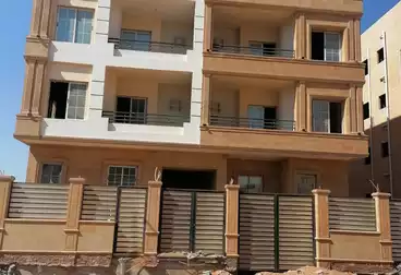 عقارات للبيع - 3 غرف - بالدور 1