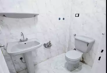 Apartments For sale - 3 rooms - floor 5