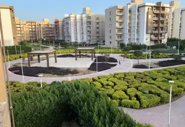 شقق للبيع - 3 غرف - بالدور 0