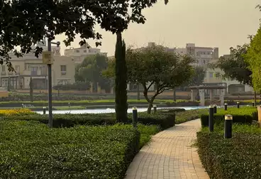 عقارات للبيع - 5 غرف