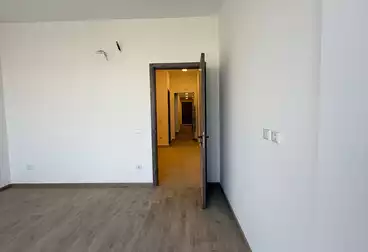 عقارات للبيع - 2 غرف - بالدور 1