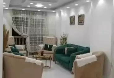 شقق مفروشة للبيع - 3 غرف - بالدور 11