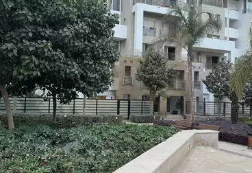 شقق للبيع - 4 غرف - بالدور 0