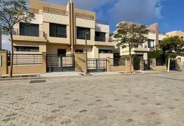 عقارات للبيع - 4 غرف