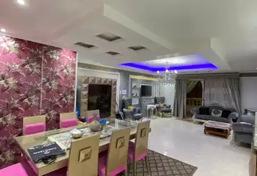 Apartments For sale - 3 rooms - floor 8