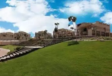 فلل للبيع - 8 غرف