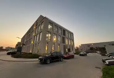 عقارات للإيجار - 1 غرف - بالدور 1