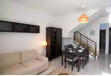 دوبلكس للبيع - 3 غرف - بالدور 4