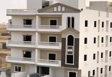 عقارات للبيع - 3 غرف - بالدور 0