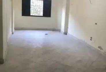 شقق للبيع - 3 غرف - بالدور 1