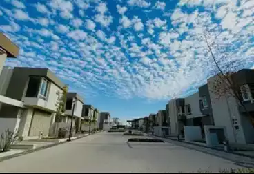 Villas For sale - 4 rooms