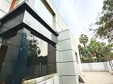 Corporate Branch For rent - 12 rooms - floor 5