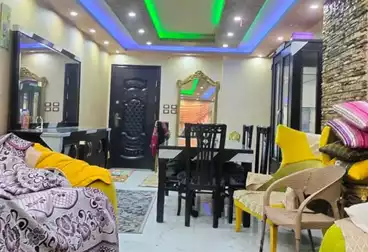 Apartments For sale - 2 rooms - floor 9