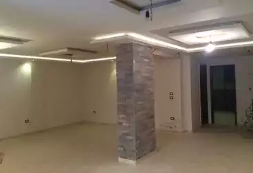 دوبلكس بحديقة للبيع - 3 غرف - بالدور 0