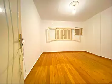 Apartments For sale - 3 rooms - floor 5