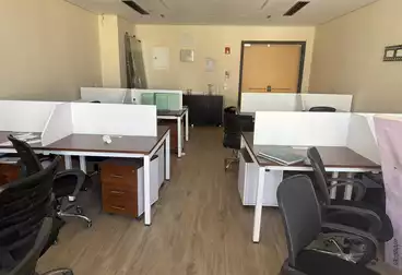 مساحة مكتبية للإيجار - بالدور 0