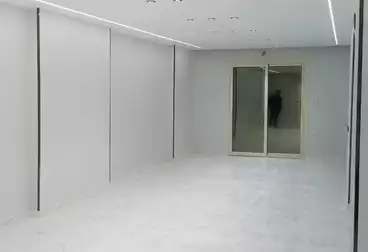 Apartments For sale - 3 rooms - floor 4