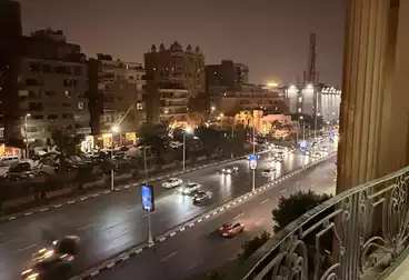 مكاتب للإيجار - 4 غرف - بالدور 4