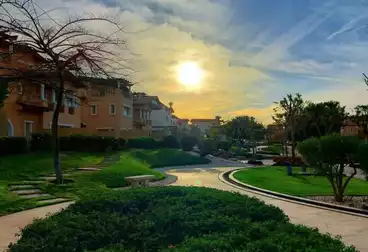 دوبلكس للبيع - 3 غرف - بالدور 0