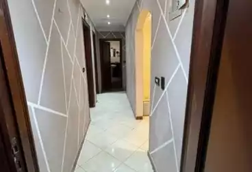 شقق للبيع - 2 غرف - بالدور 2