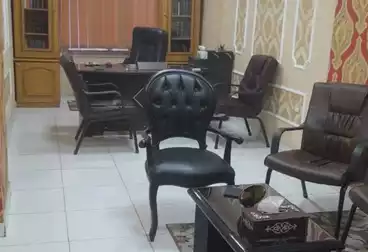 مقر إداري للبيع - 2 غرف - بالدور 1