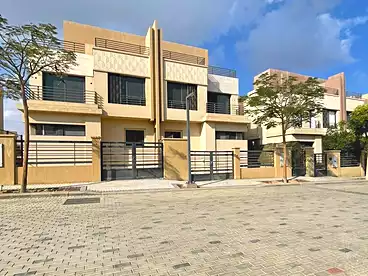 Twin House For sale - 4 rooms