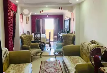 شقق للبيع - 3 غرف - بالدور 8