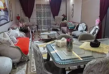 عقارات للبيع - 3 غرف - بالدور 5