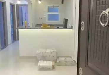 شقق للبيع - 2 غرف - بالدور 4