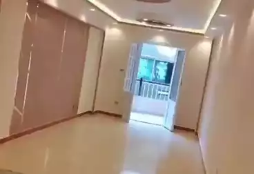 Apartments For sale - 2 rooms - floor 5