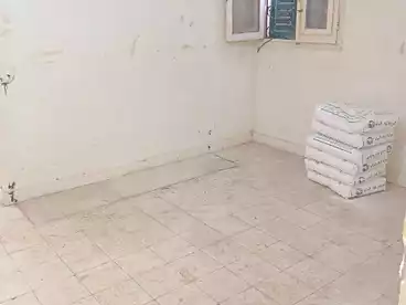 Apartments For sale - 2 rooms - floor 4