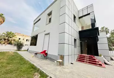 Administrative Building For rent - 9 rooms