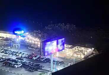 شقق للإيجار - 3 غرف - بالدور 12