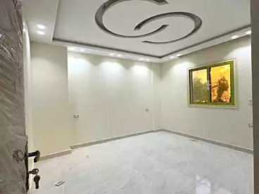 شقق للبيع - 3 غرف - بالدور 1