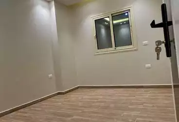 شقق للبيع - 3 غرف - بالدور 0